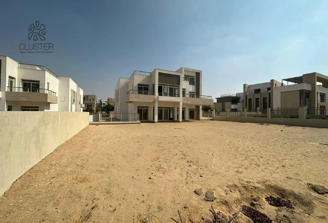 Sale in Cairo Festival City: Standalone (Type D) Direct On Lake For Sale In CFC