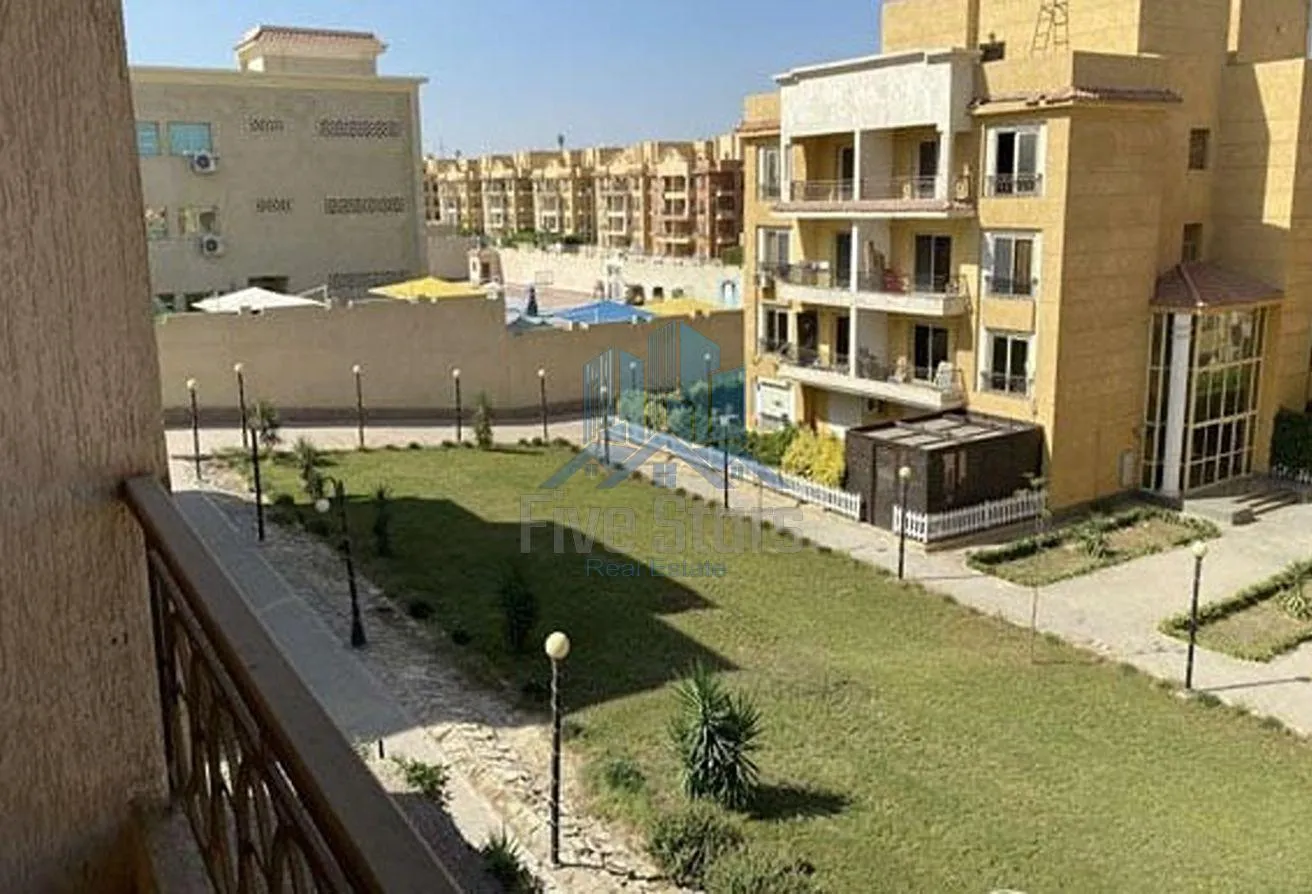 البيع في مدينة الخمائل: شقة مميزة تشطيب سوبر لوكس في مدينة الخمائل الرائعة 