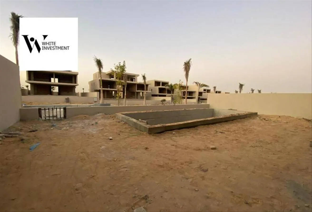 Sale in The Lakeview Boutique Villas: Standalone With Swimming Pool Direct On Lake RTM