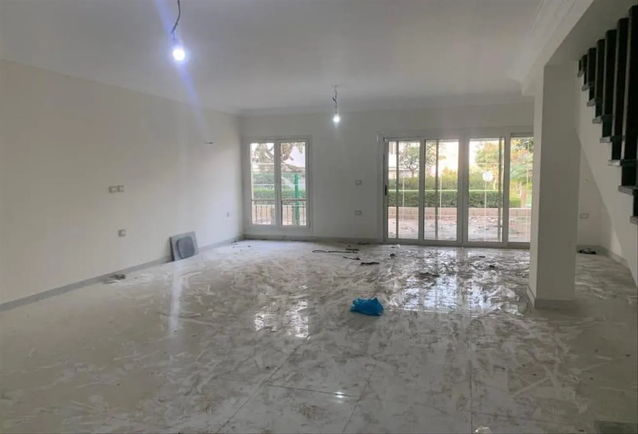 Rent in Mountain View October Park: I Villa garden for Rent in Mountain View October P