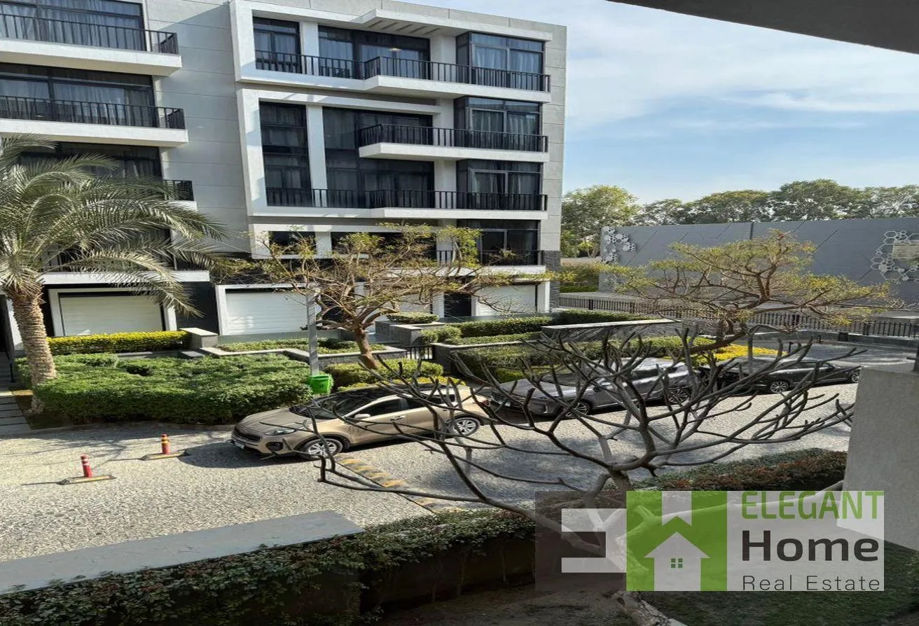 Rent in The Water Way: Semi Furnished apart prime location in waterway