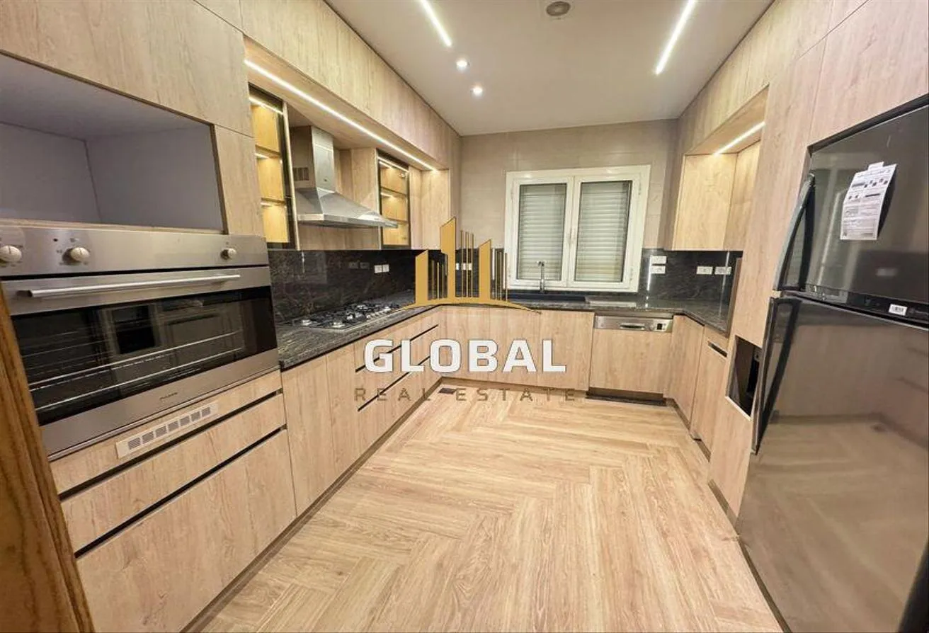 Rent in Mountain View Hyde Park: Semi Furnished villa1st use garden+Living+Laundry