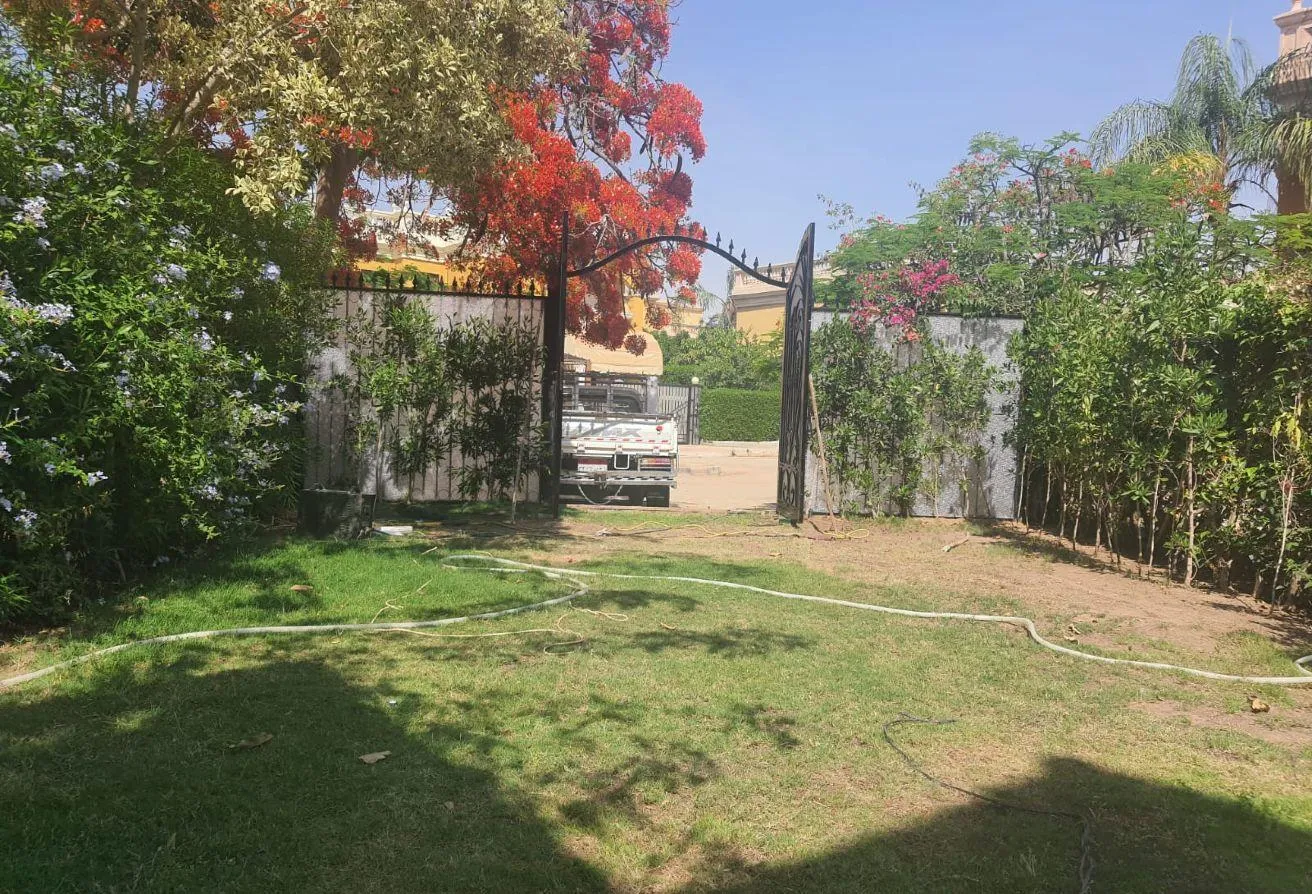 Sale in Stella Location: Twin House in Stella Location Prime location