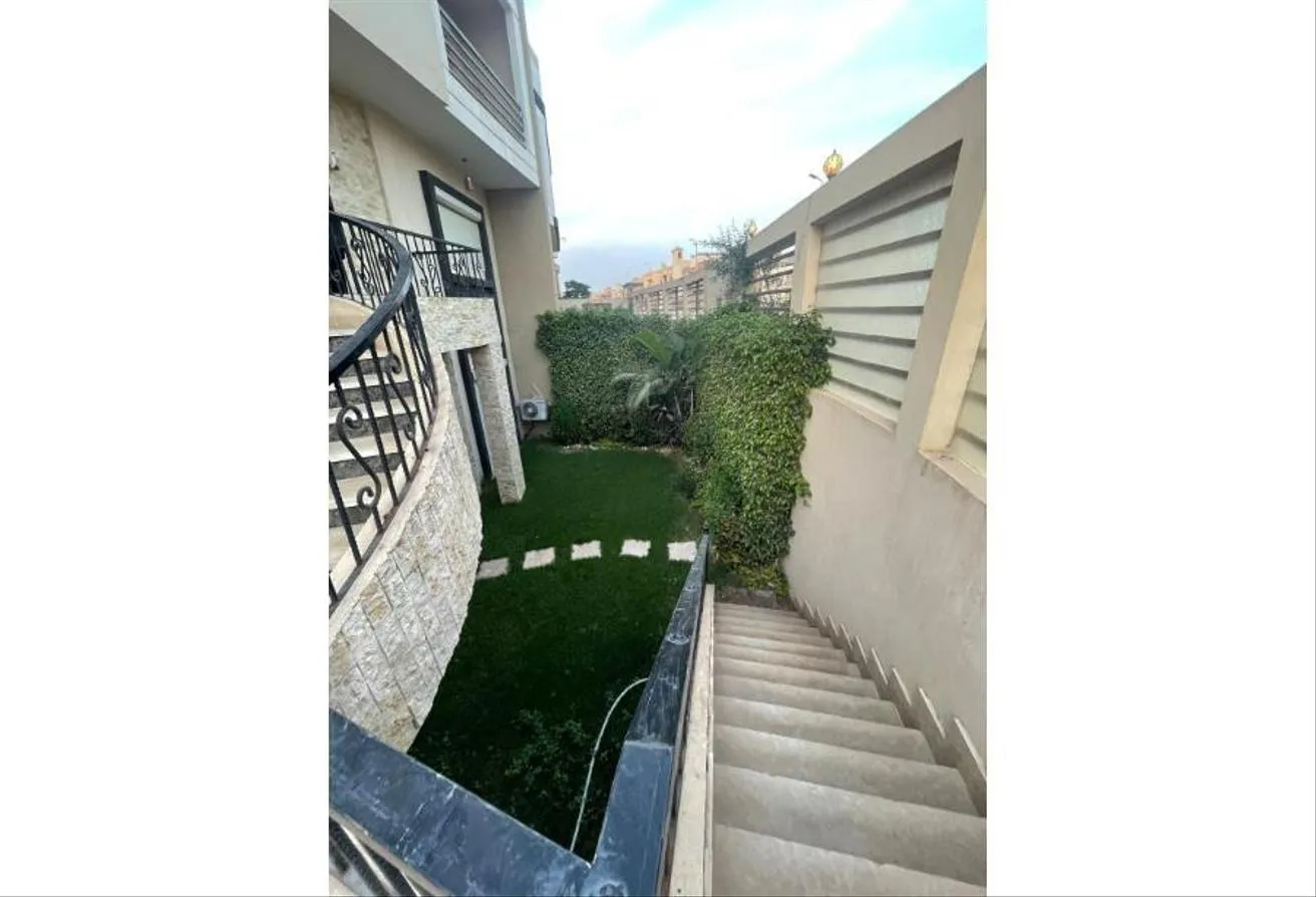 Gallery Image 10