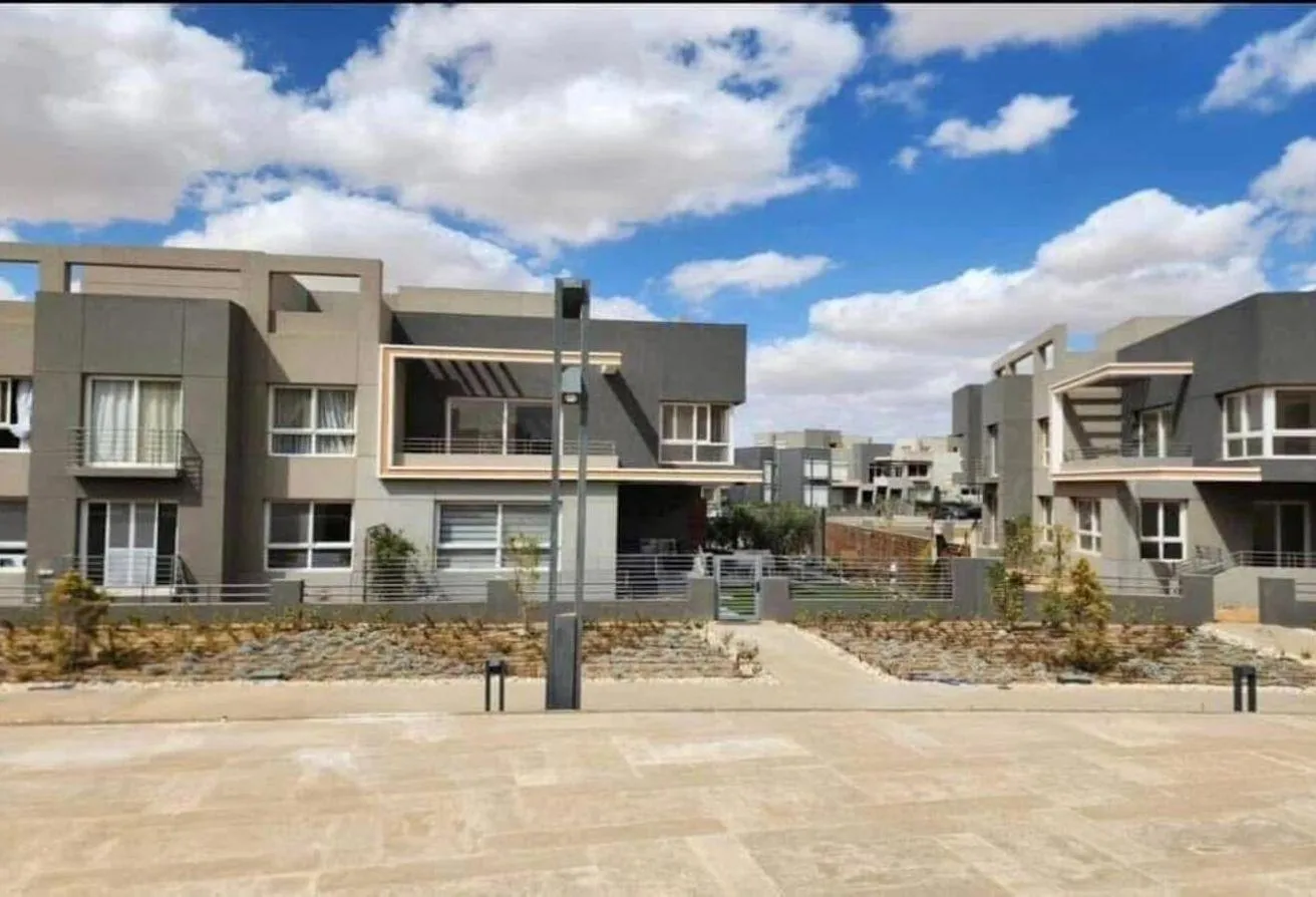 Sale in October Plaza: Fully Finished PentHouse Resale At Kayan Delivered