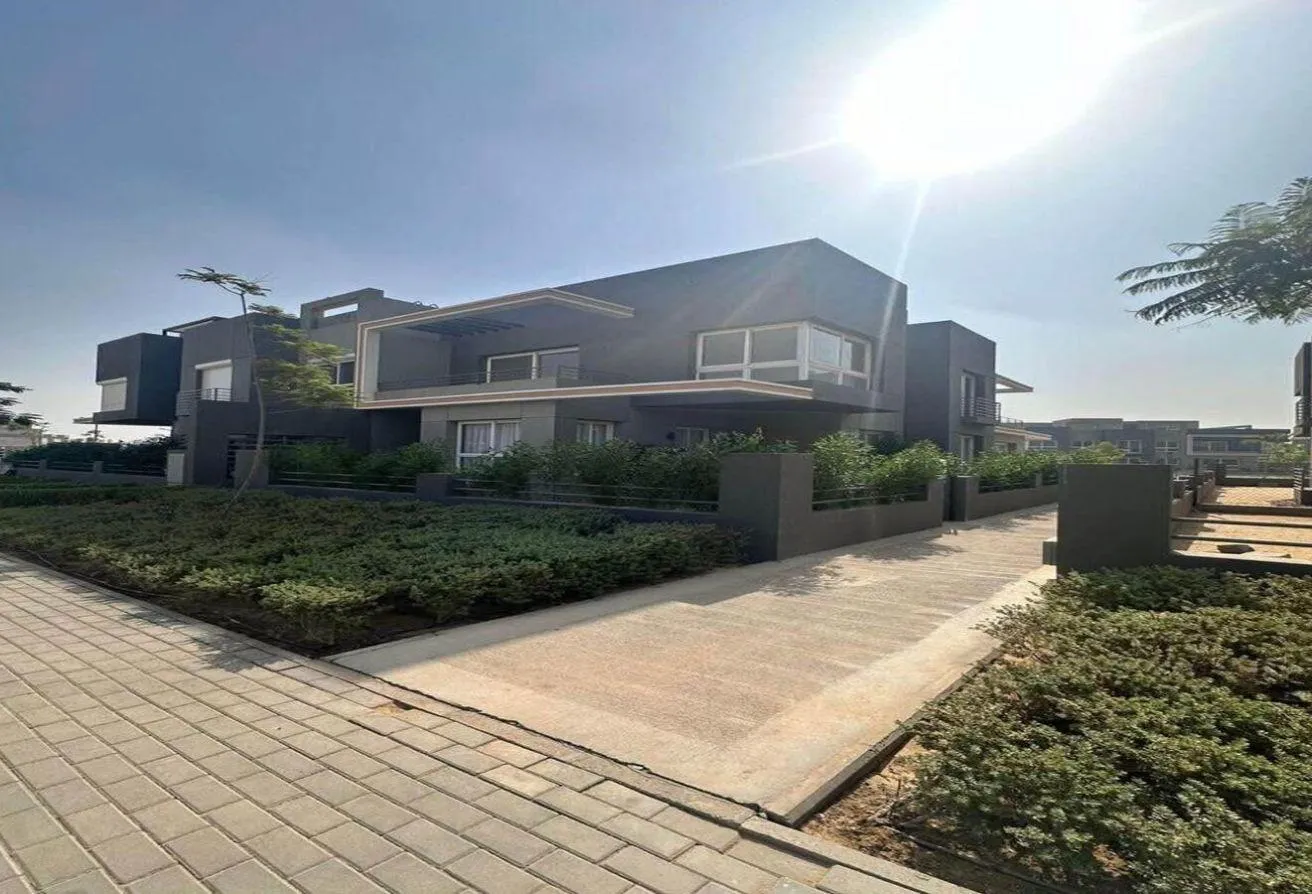 Sale in October Plaza: _Apartment With Big Garden In Kayan Semi Finished_