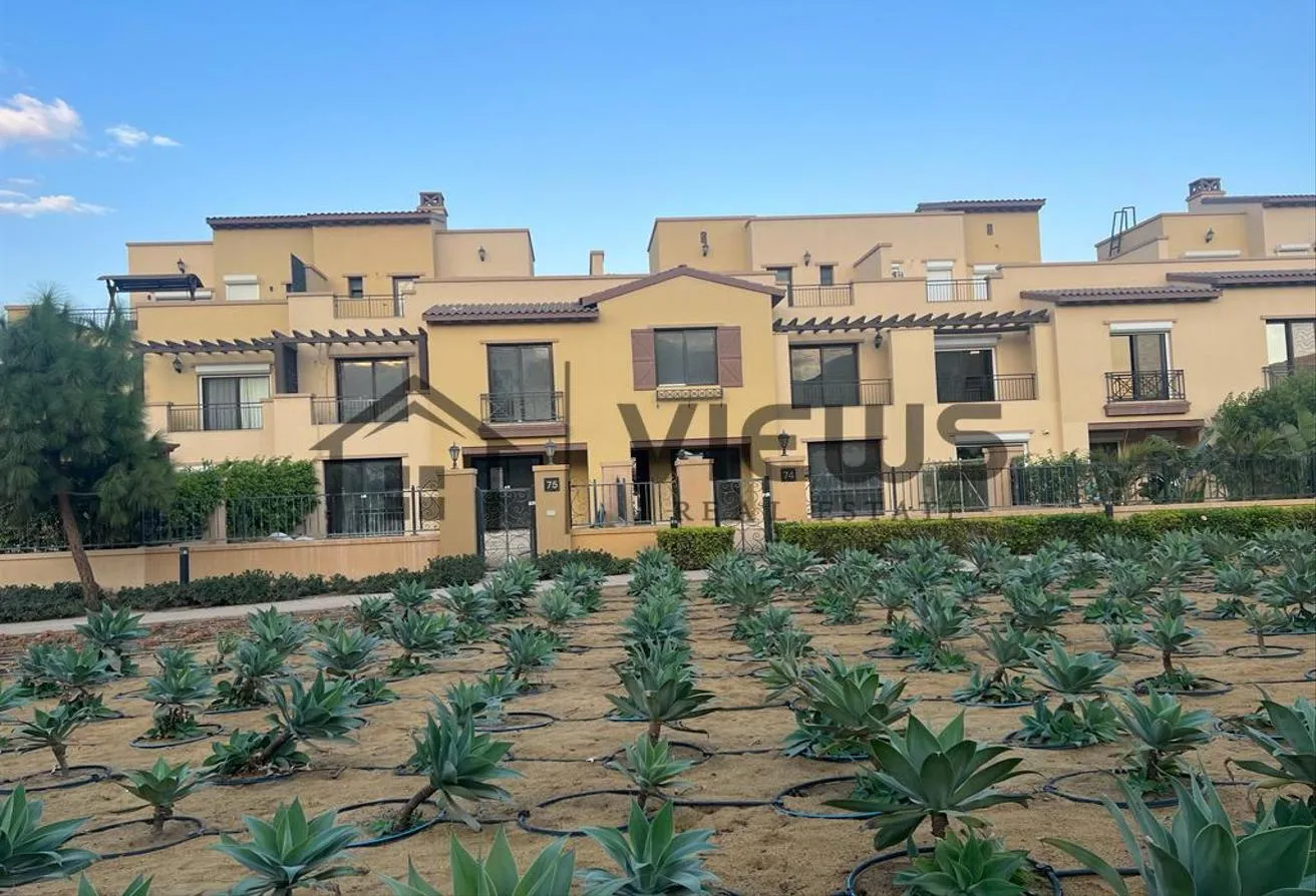 Sale in Mivida: Ready to move townhouse in Mivida with kitchen&amp;acs