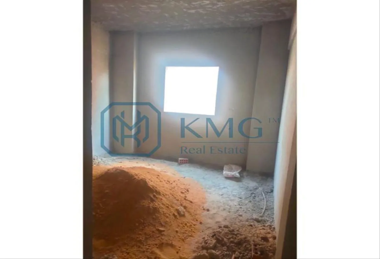 Sale in Al Andalus El Gedida: فرصة شقة لقطة بالأندلس ٢ استلام فوري ٣ نوم وليفنج