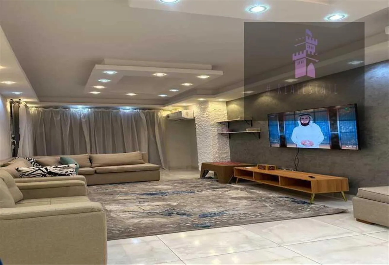 Rent in Al Murooj: للايجار فندقى شقة فى كمبوند المروج امام مول العرب