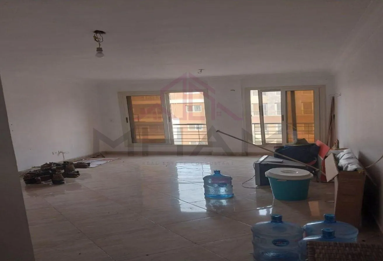 Sale in El Koronfel: Apartment for sale in Al-Kronfel, super luxurious