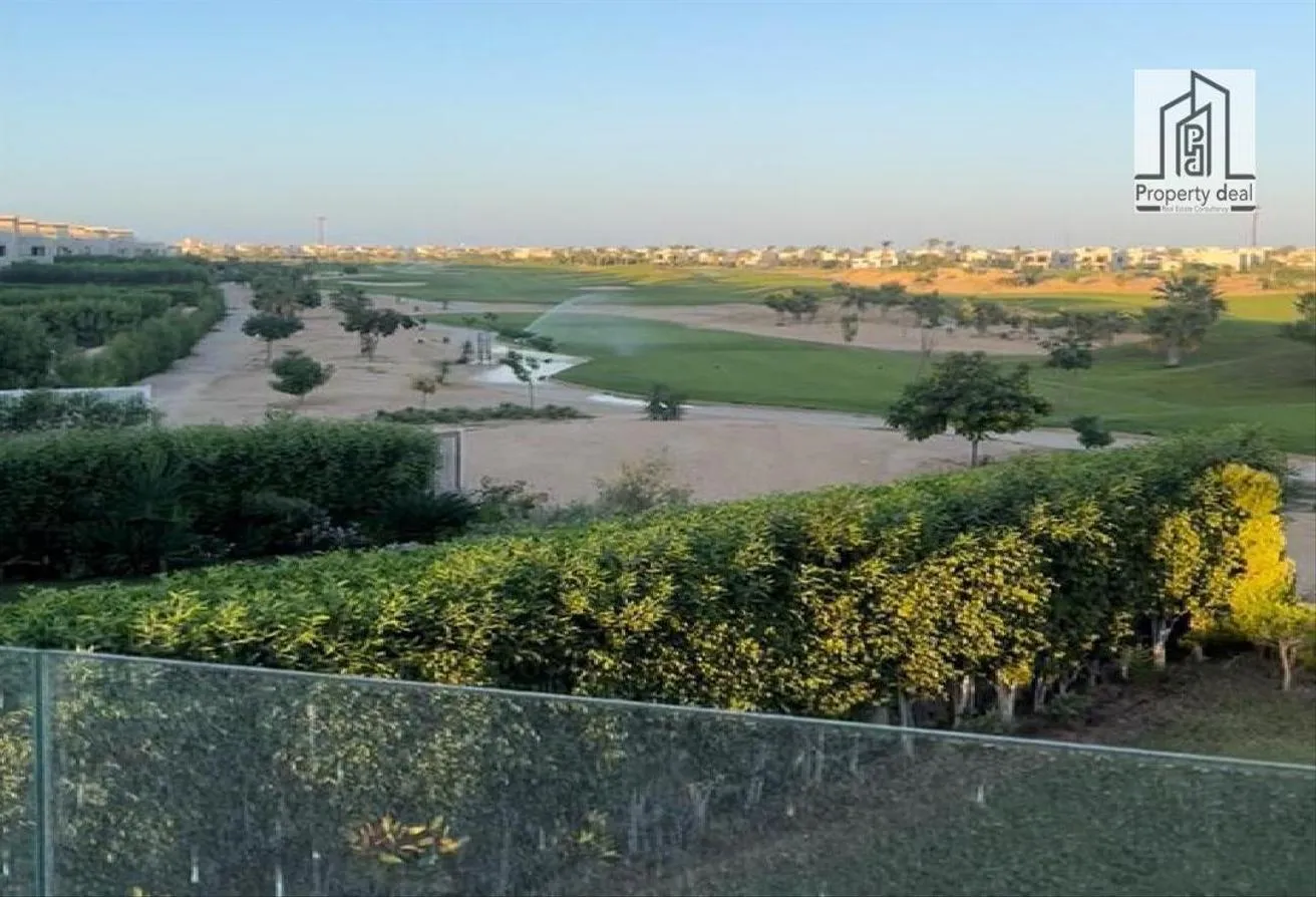 Sale in Hacienda Bay: Luxury furnished Townhouse+ equipped kitchen