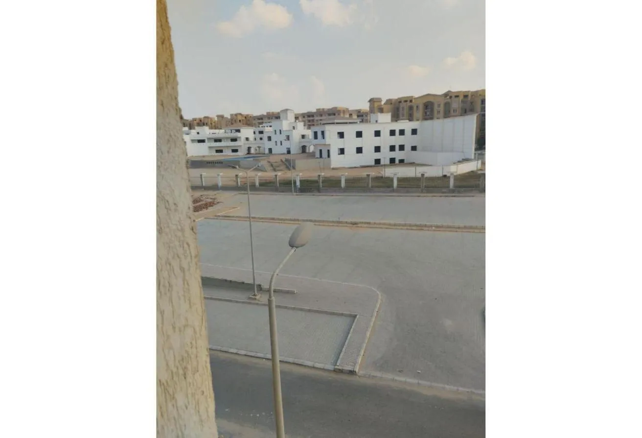 Rent in Degla Palms: شقة للإيجار - غير مفروشة  دجلة بالمز