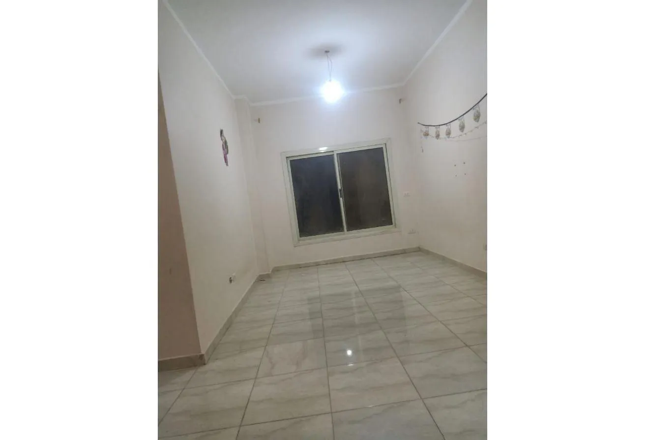 Rent in Degla Palms: شقة للإيجار - سكني دجلة بالمز، مرحلة أولى،