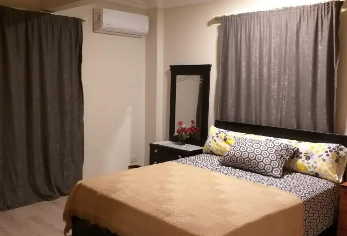 Sale in American University Housing District: villaFor salein New cairo minutesfrom the airport