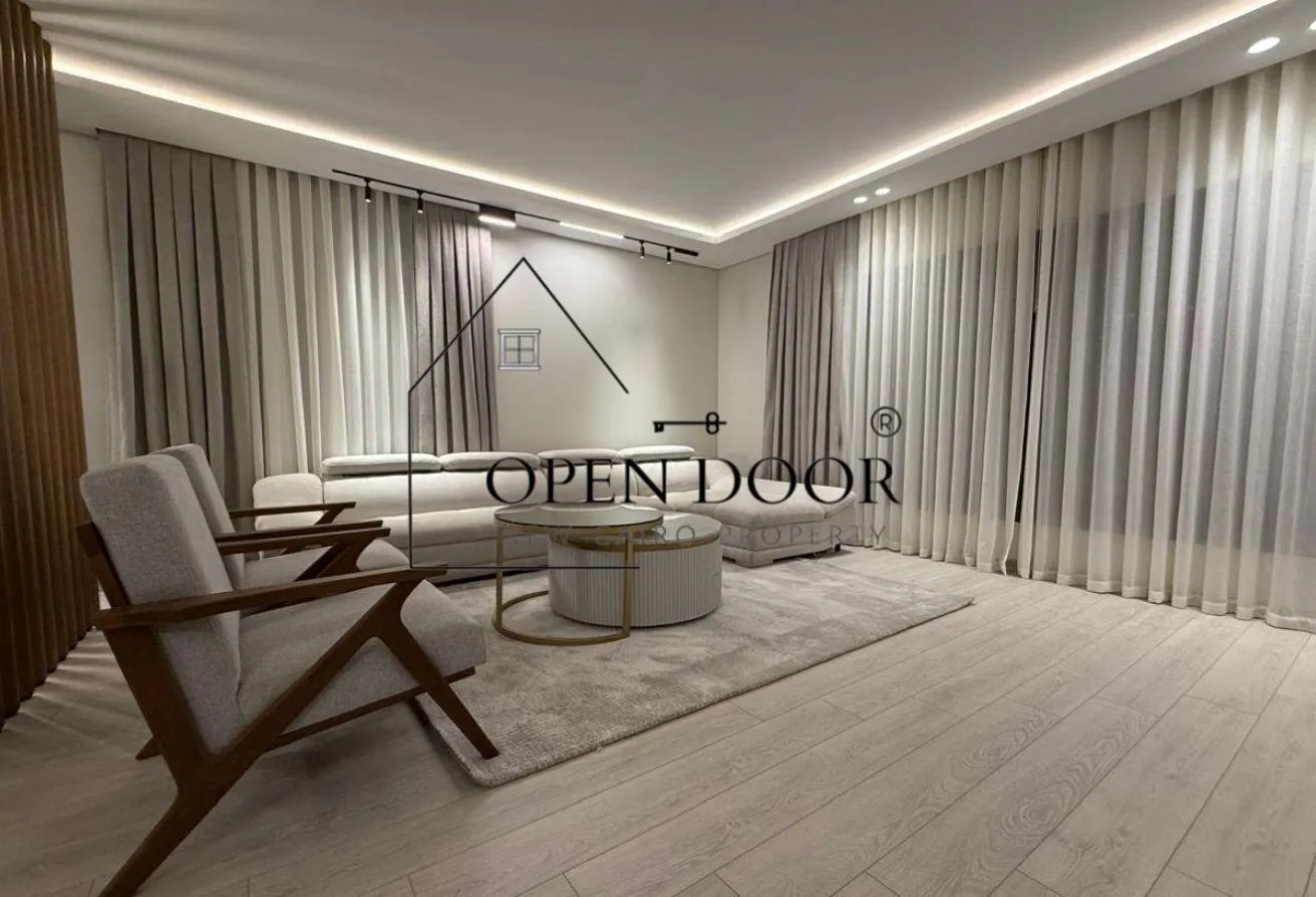 Rent in West Golf: Stunning Apartment for Rent in West Golf