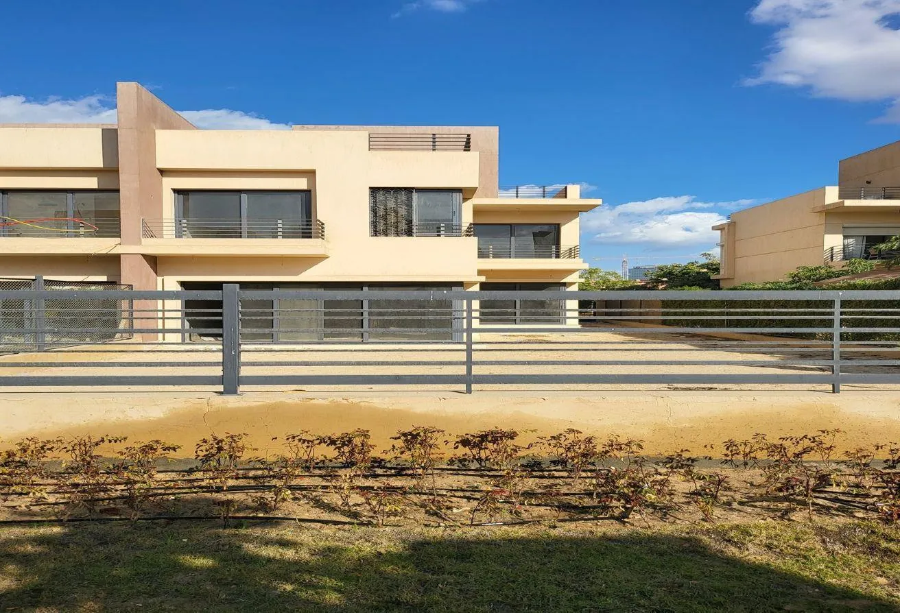 Sale in Alma: Twin House for Sale at Alma Compound by Iwan