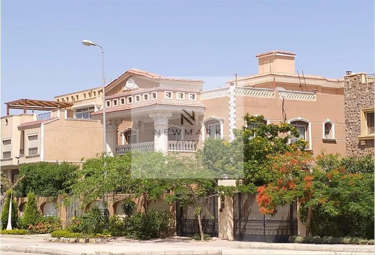 Sale in 13th District: Super Lux Villa for Sale in District 13,Zayed
