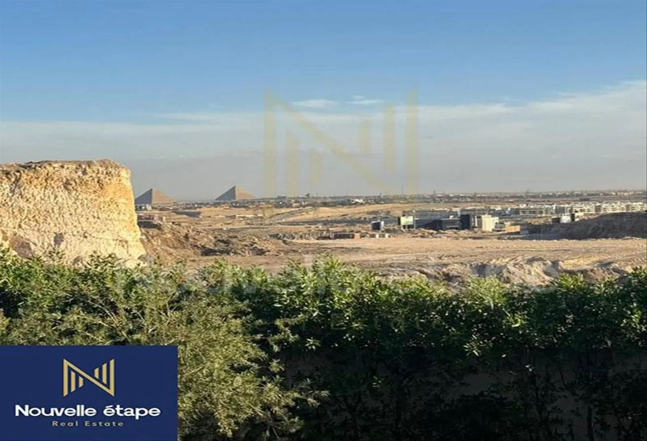 البيع في سولايا: تاون هاوس السولايا اكتوبر سوبر لوكس للايجار . 