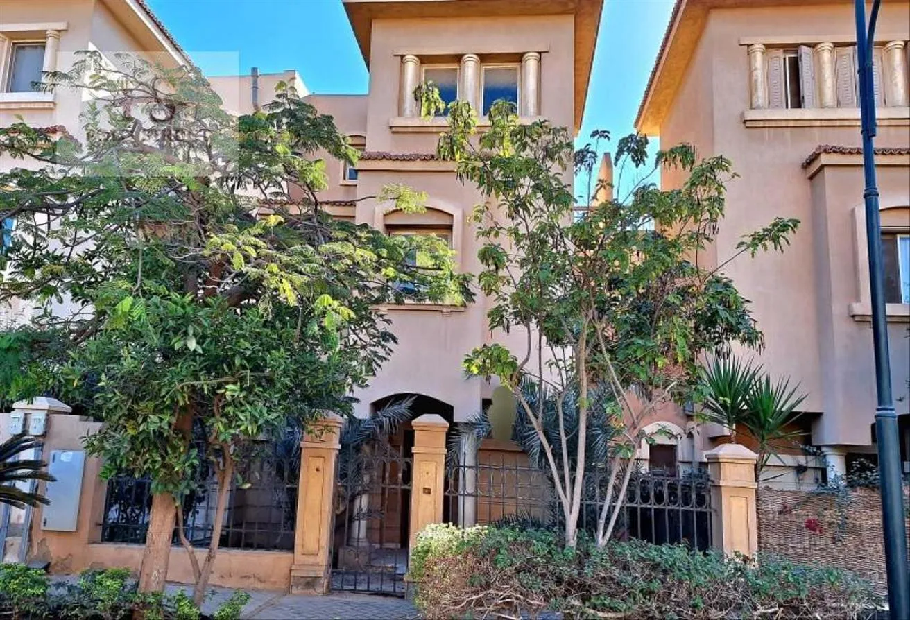 Sale in Dara Gardens: FOR Sale Middle Town House 300m- Semi-Finished