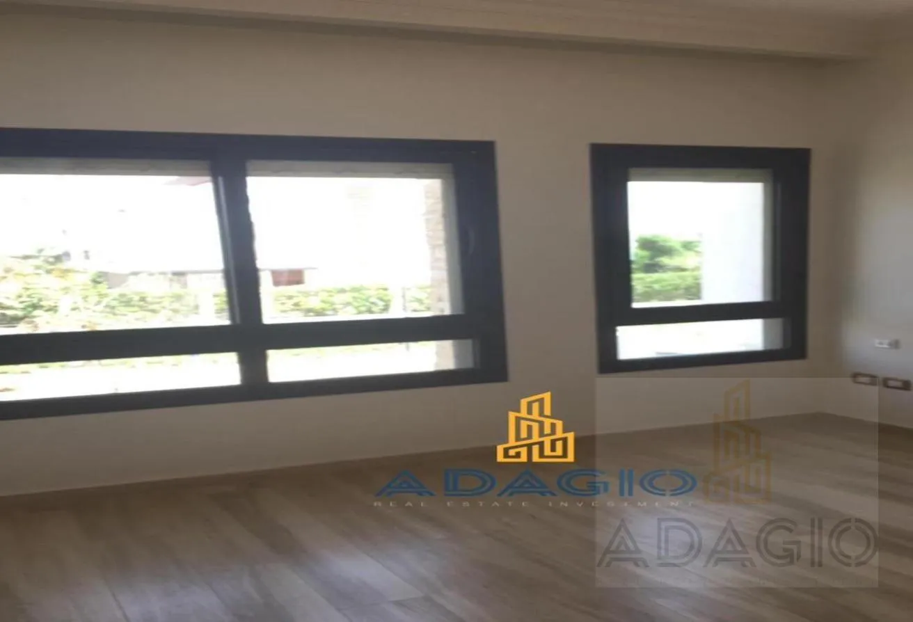 للايجار في 16 وان: For Rent Apartment in one 16 Sodic west 