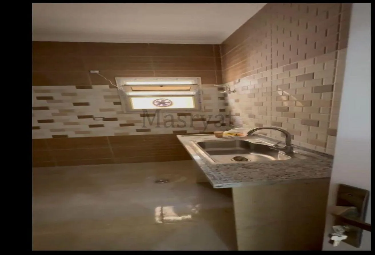 Rent in Al Andalus Buildings: عمارة للايجار في منطقة الاندلس 2 دقيقة من التسعين