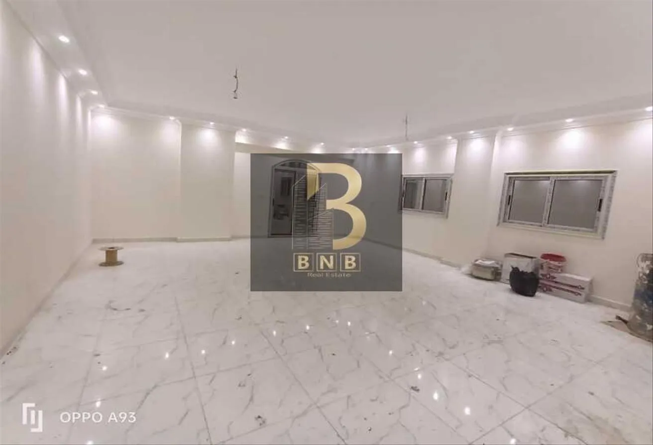 Rent in The 1st Settlement: Duplex for Admin Office with Private Entrance