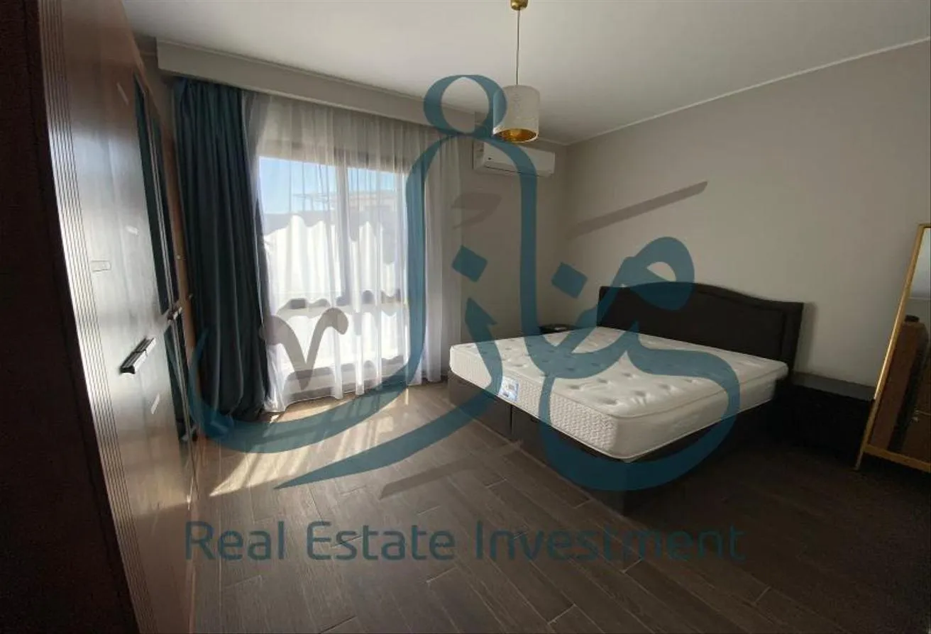 Rent in Six West: Studio for rent fully furnished in Six west