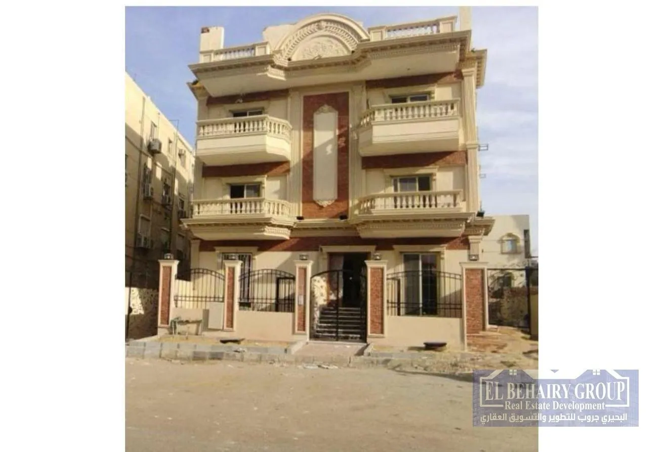 Sale in El Banafseg 5: شقة للبيع في البنفسج فيلات 5