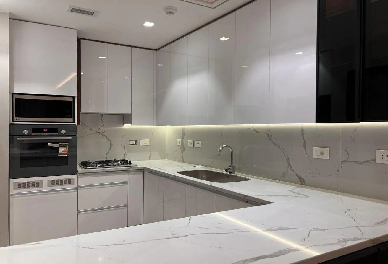 Sale in Aeon: Service Apartment In Aeon Towers _best View