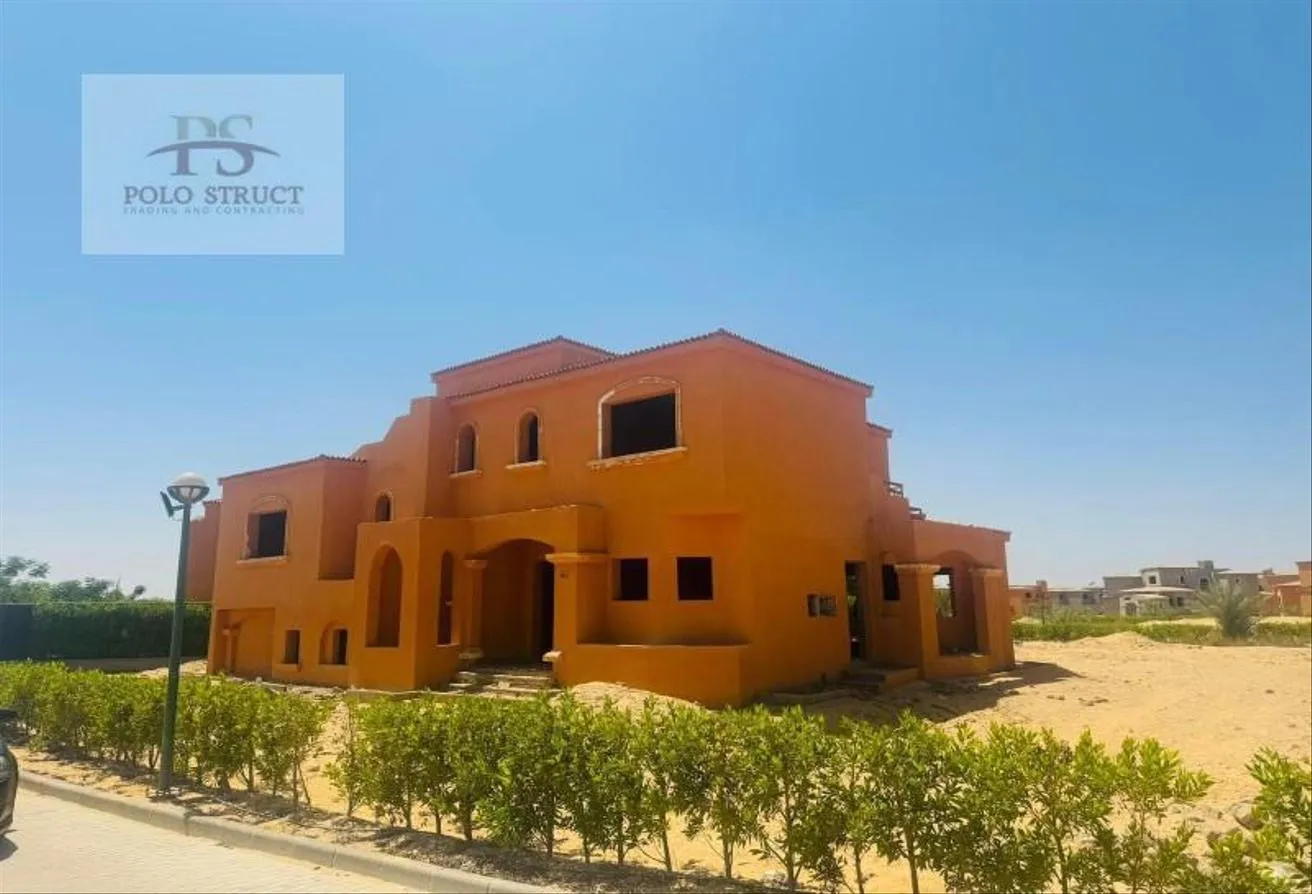 Sale in Wadi Al Nakhil: For sale villa 2250m BELOW MARKET Prime Location