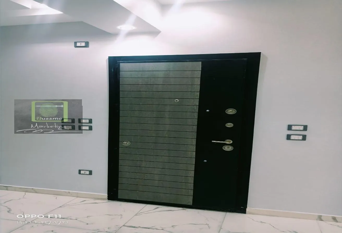 Rent in 5th District: للايجار شقه 190م بالحي5 الشيخ زايد بموقع مميز جدا