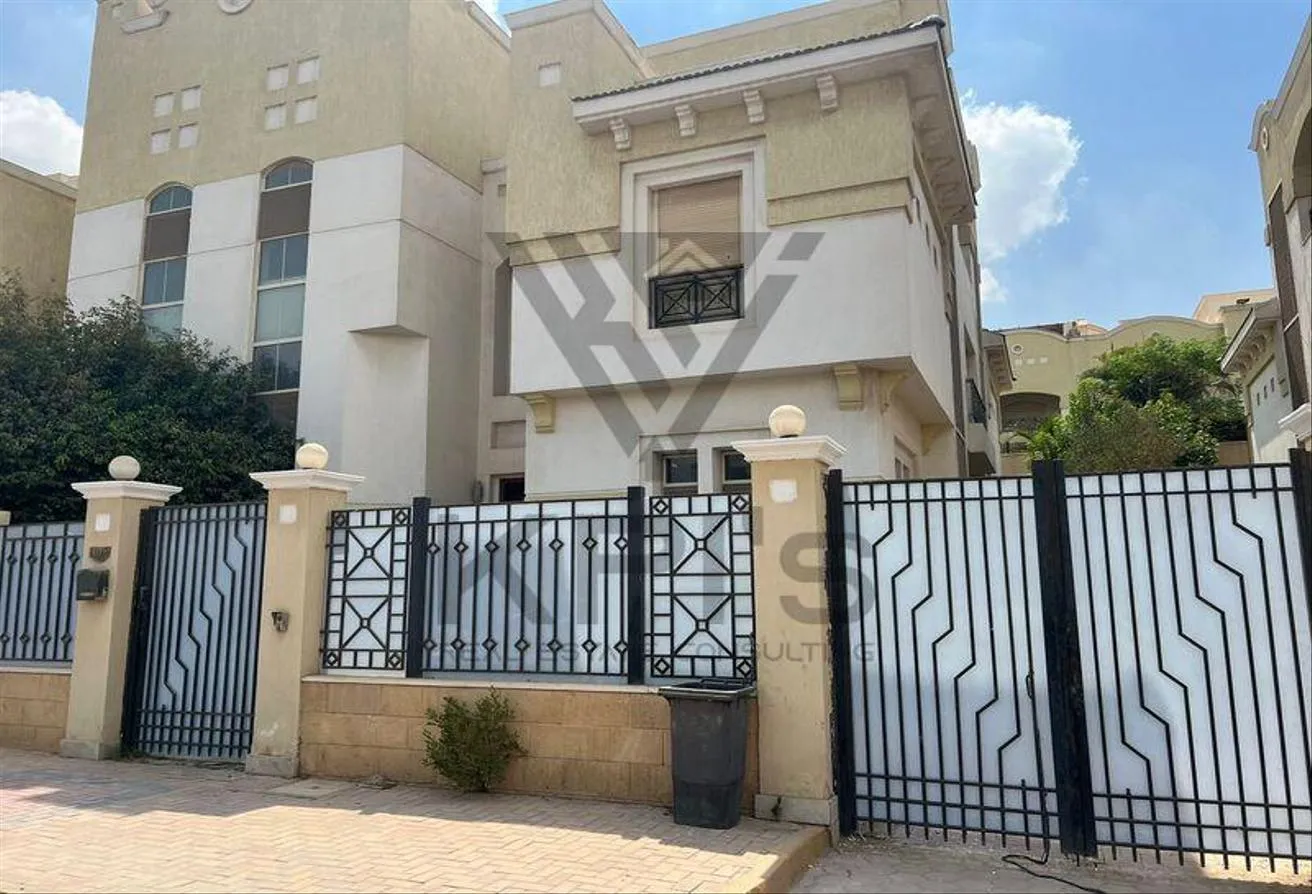 Sale in Dyar Compound: Own F.F+Ac`s Twin House 586m |Prime Location| Dyar