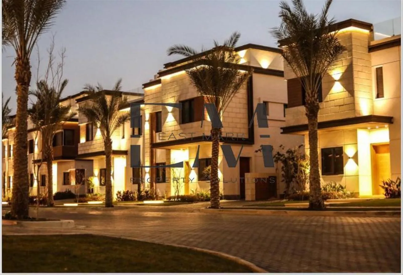 Sale in Azzar: Townhouse for sale in azzar - Fifth Settlement