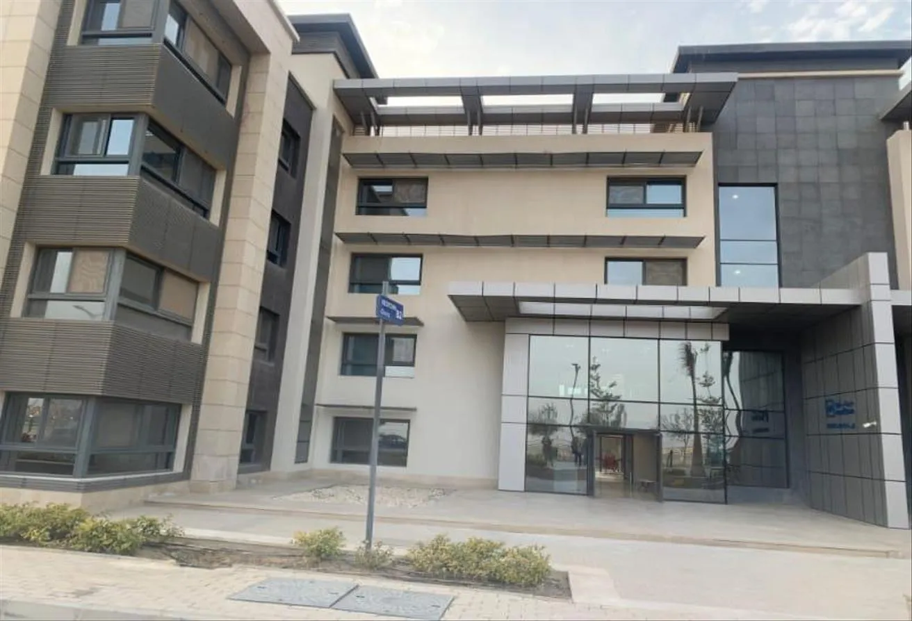 Rent in New Giza: Clinic for Rent Meditown All specialties  New Giza