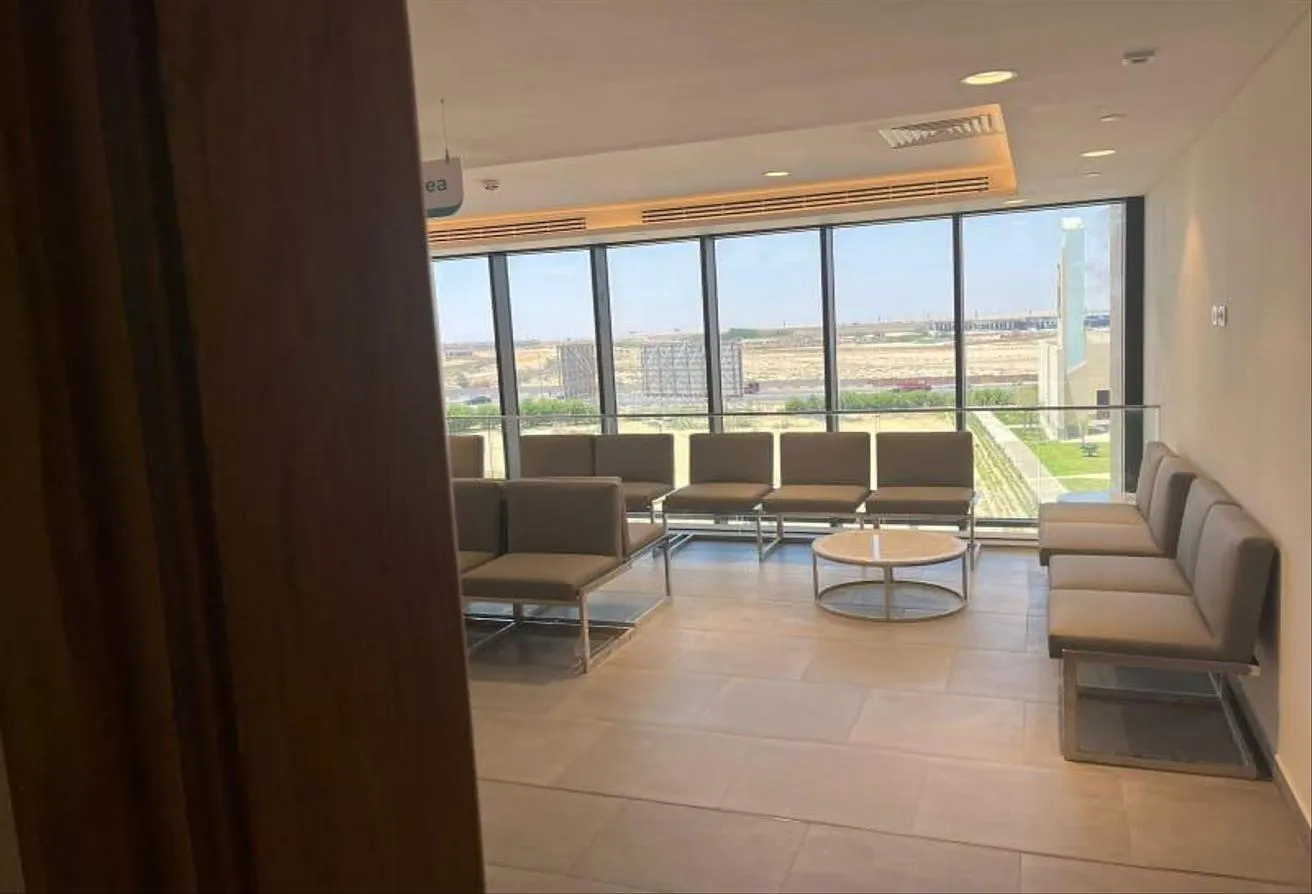 Rent in Westown: For Rent Clinic West Town Medical  Westown Sodic .