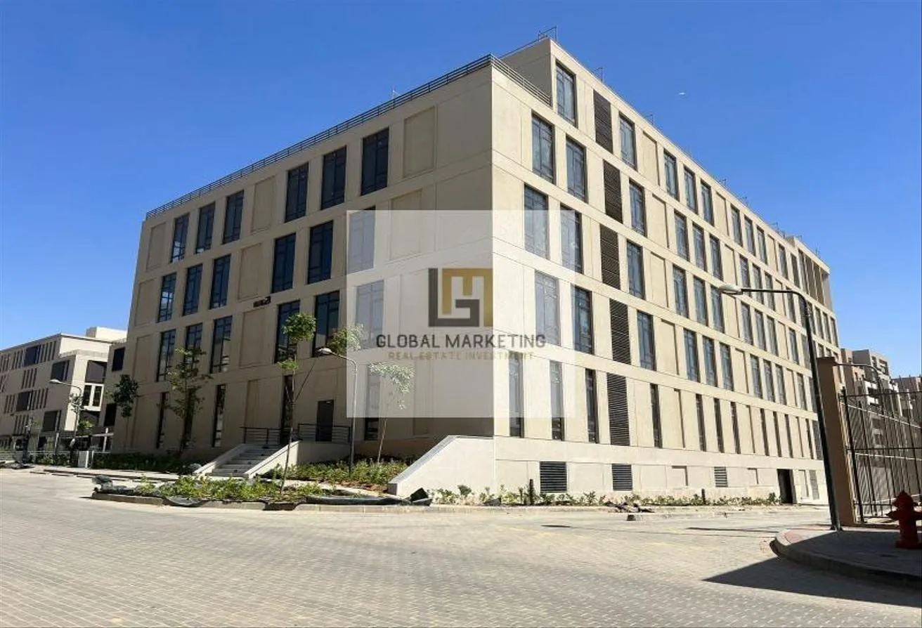 Rent in District 5: Full floor for Rent 1250 prime location District 5