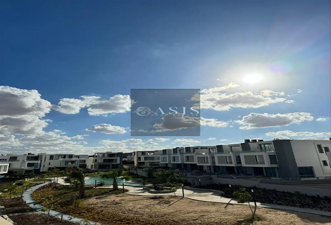 البيع في جولز: تاون هاوس للبيع في جولز بجوار نيو جيزه الشيخ زايد 