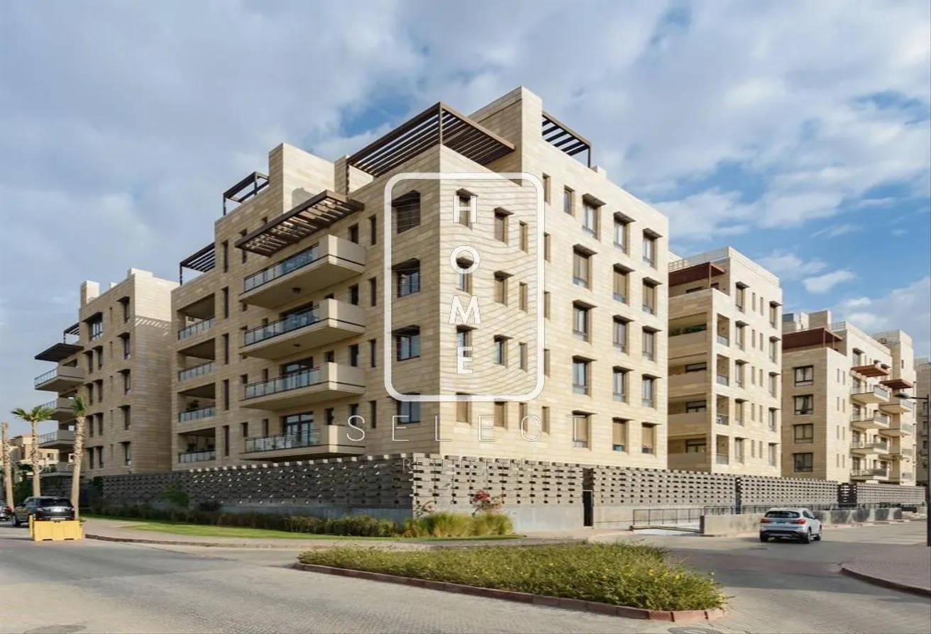 Sale in Forty West: Luxurious 160 SQM Apartment for Sale in Forty West