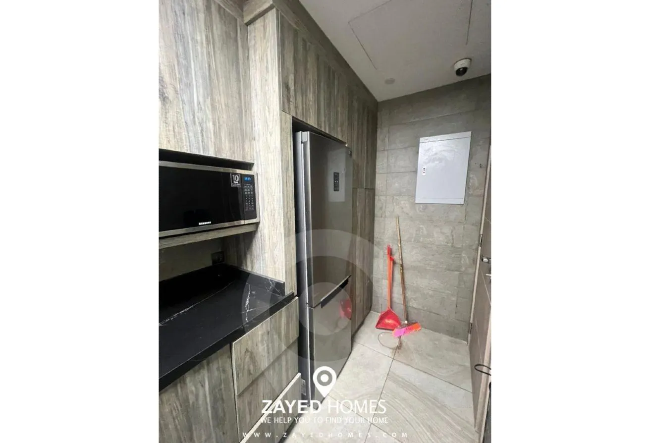 Rent in The Polygon: Semi-furnished office for rent -The Polygon Sodic