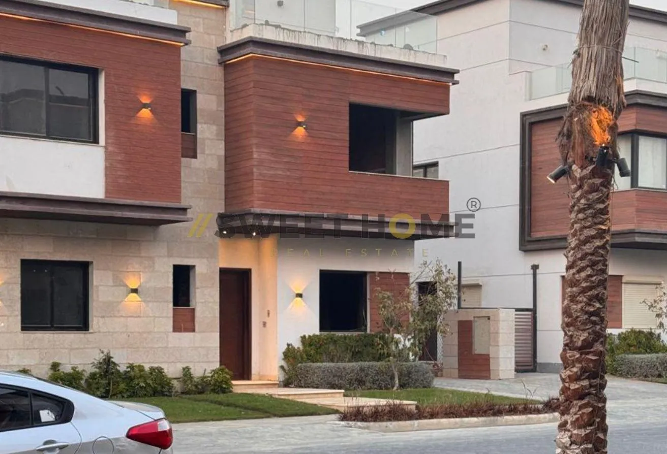 Sale in Azzar: Town House Corner For Sale In Azzar 1 Compound