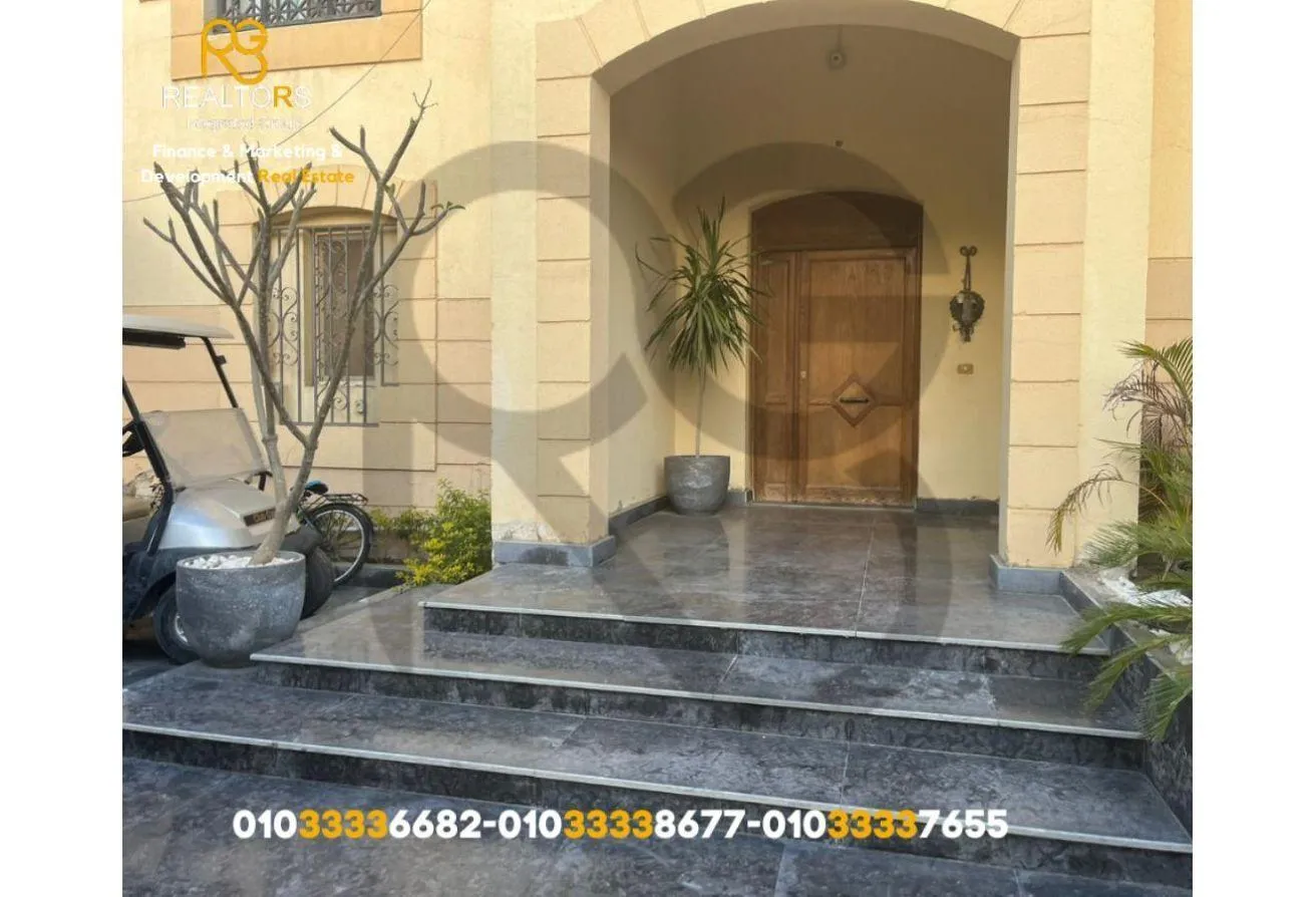 Sale in Gardenia Park: فيلا مستقله للبيع 740م كمبوند جاردينيا بارك 2
