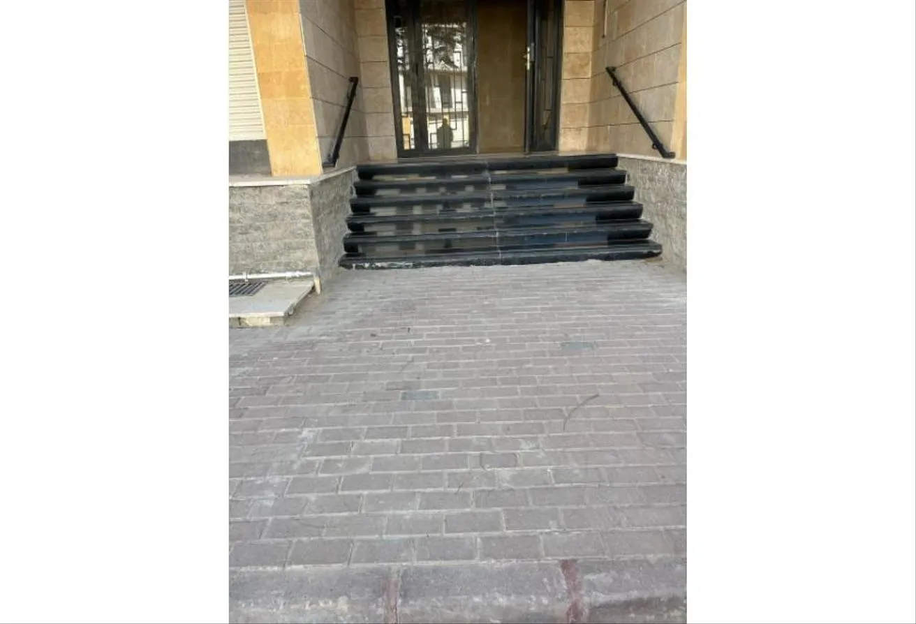 Gallery Image 19
