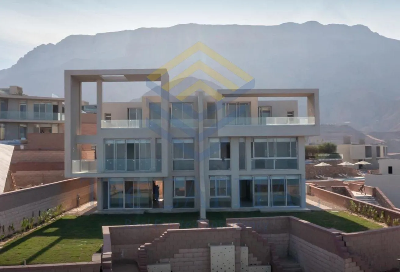 Sale in IL Monte Galala: Chalet 2bd fully finished /  on10 year