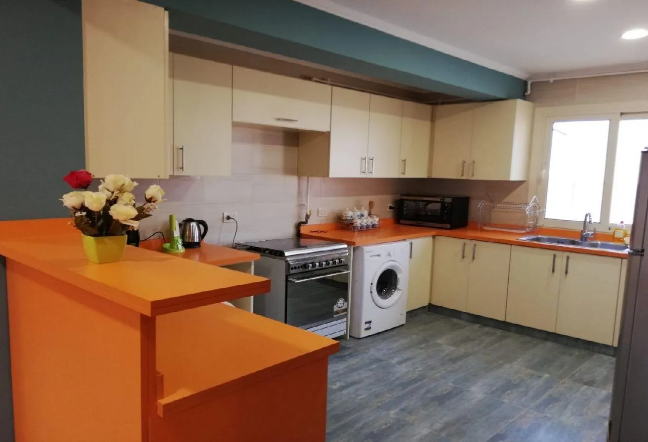 Rent in American University Housing District: شقه فندقيه فاخره حى إسكان الجامعه الامريكيه