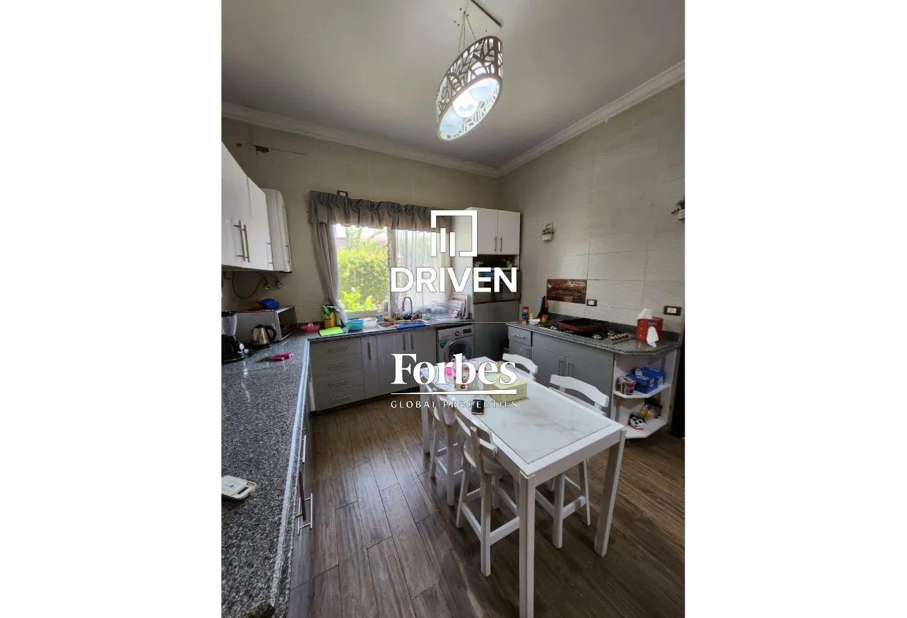 Gallery Image 17