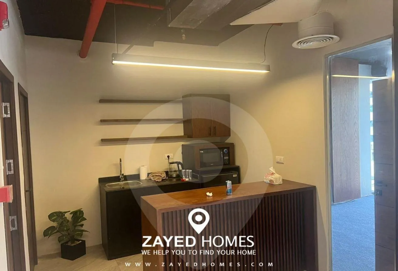 Sale in The Polygon: Finished office for sale in Polygon