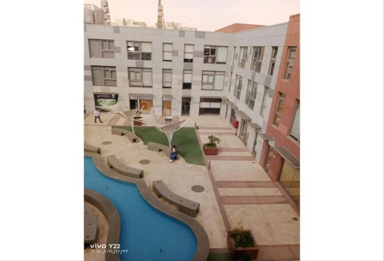 Rent in The Courtyard: Office for rent in Courtyard Mall Sheikh Zayed