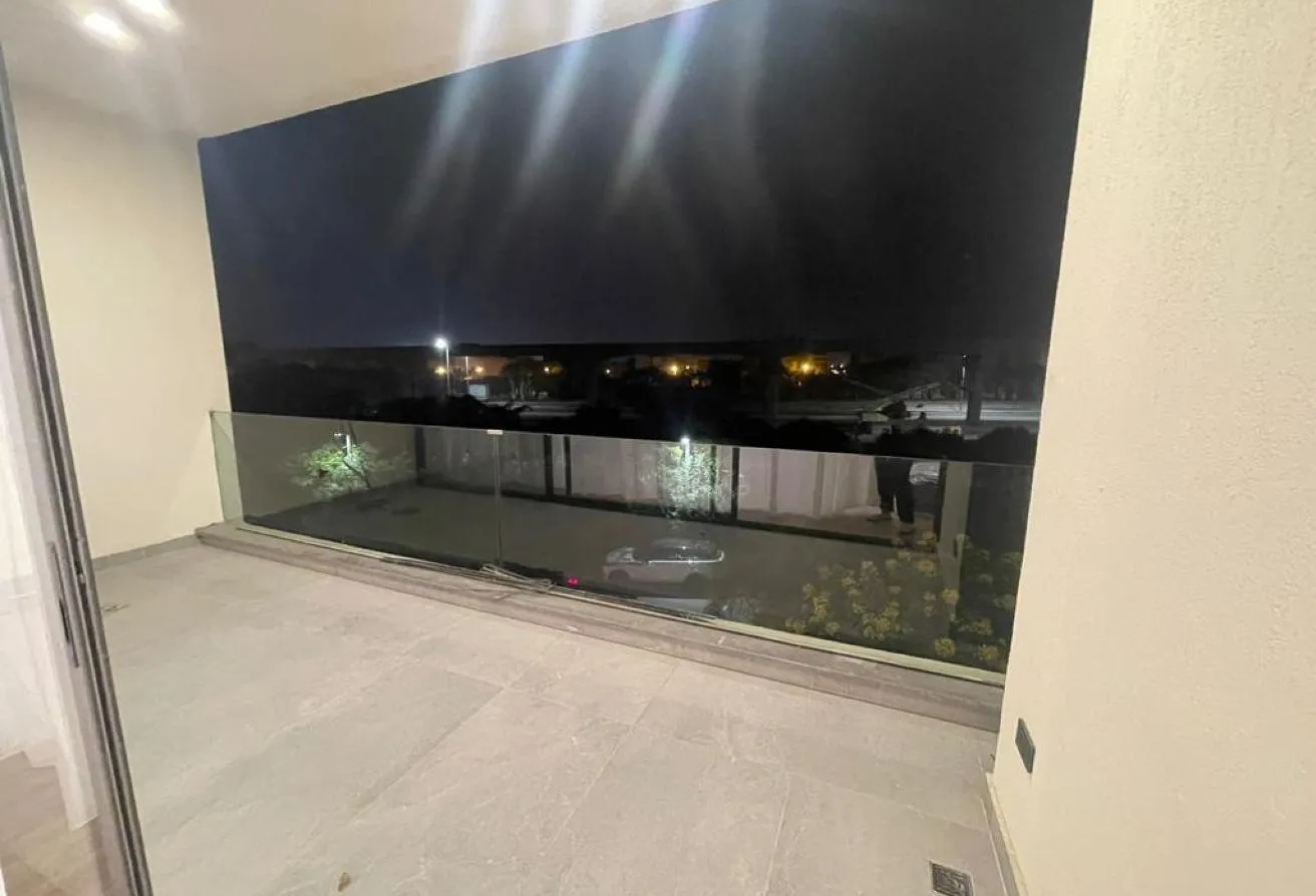 Gallery Image 10