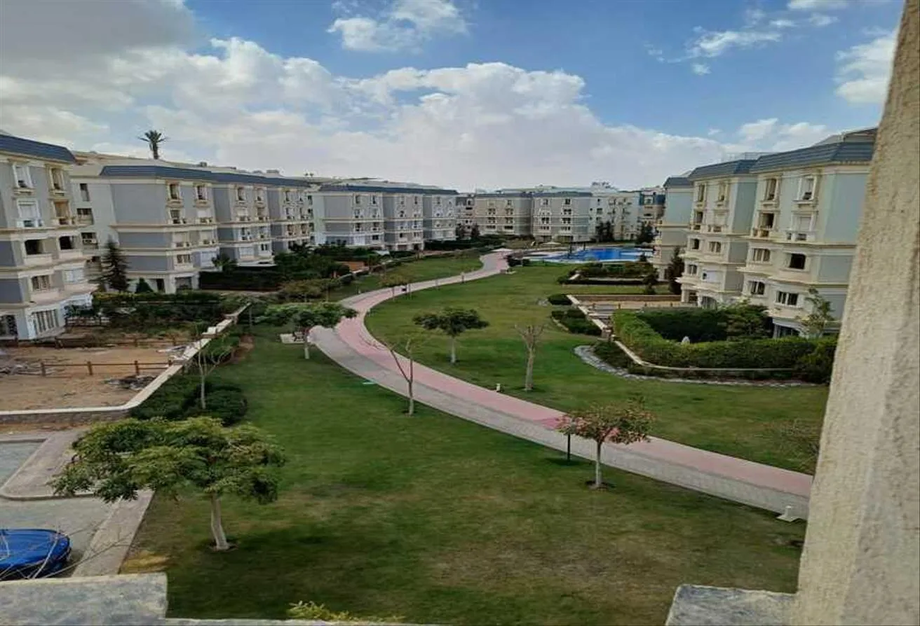 Rent in Mountain View Hyde Park: 133m with (kitchen, ACs, heaters) on Majestic lake