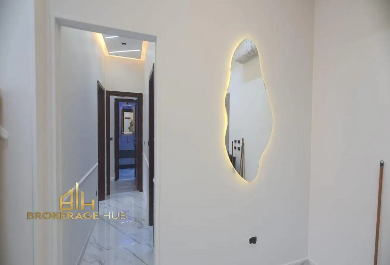 Sale in Galleria Moon Valley: Apartment with Kitchen &amp; ACs Galleria moon valley